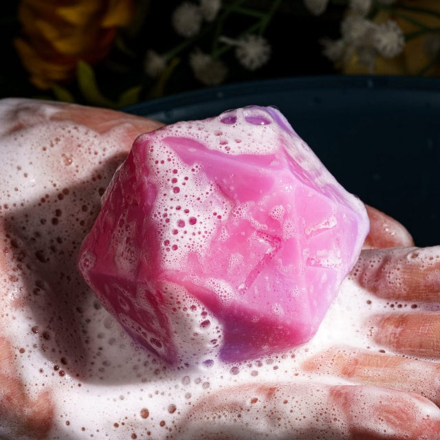 55mm D20 Hand Soap Pink and purple (strawberry scent)